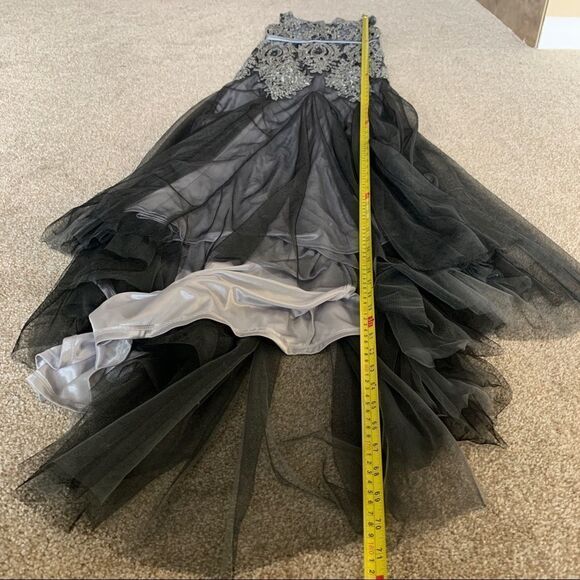 DECODE Soutache Lace Godet Prom Gown - Silver Gray 🔥 - Picture 13 of 17